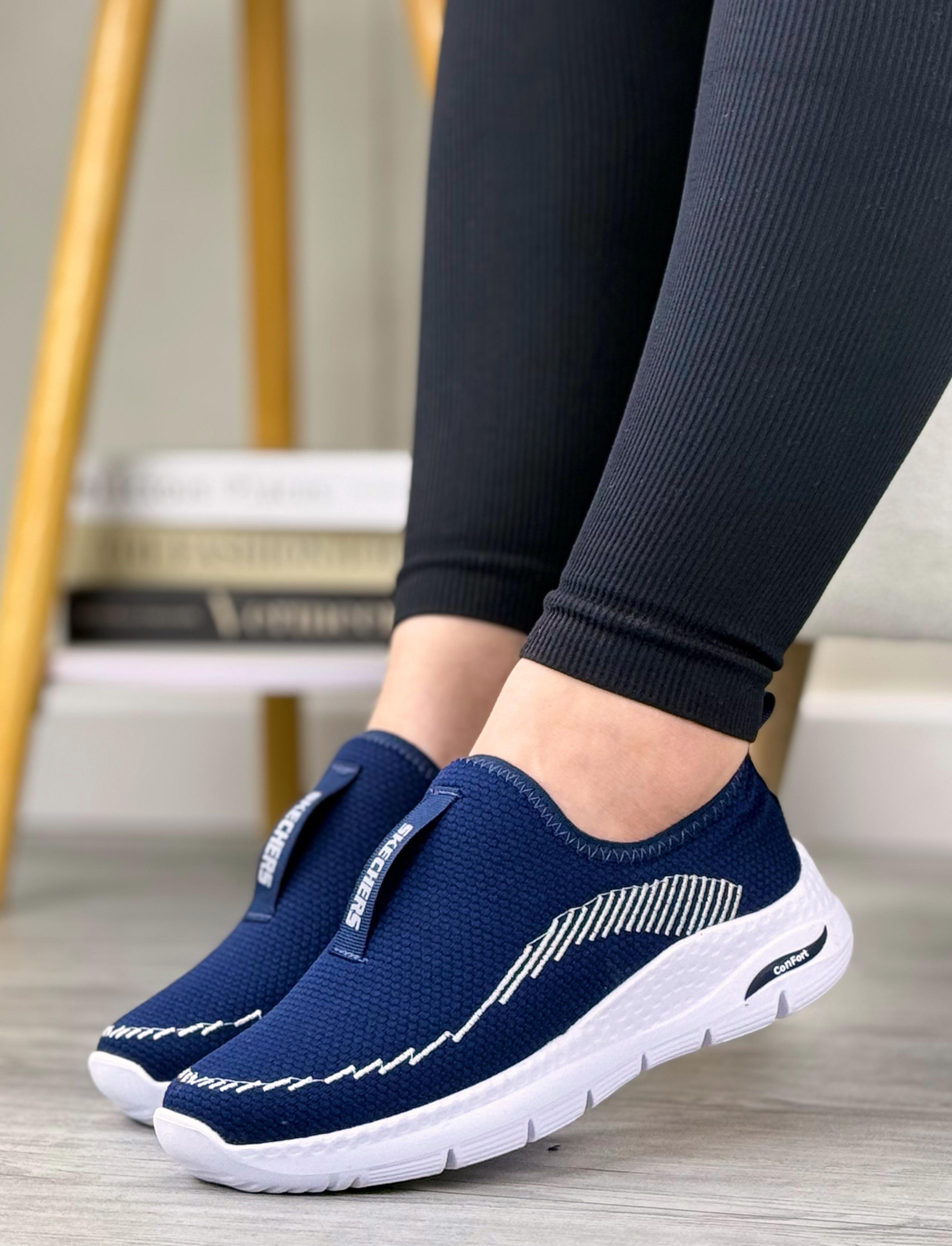 0504-SKECHER BORDADO ID1830974
