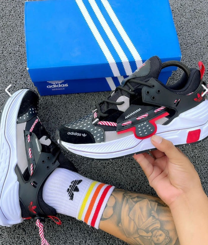 REF. ADIDAS SIKAIGE CABALLERO ID661722